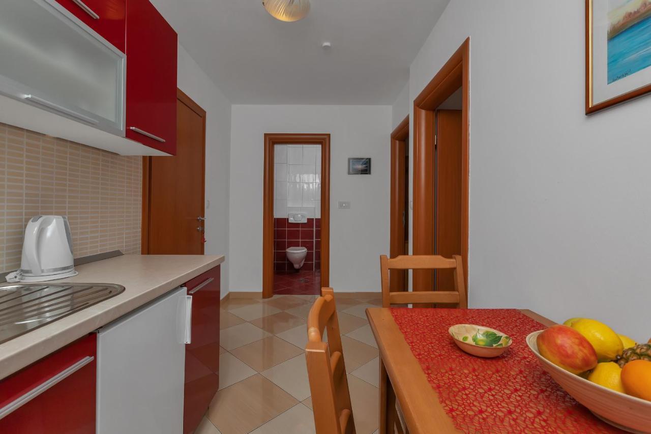 Villa Juric 2 Baška Voda المظهر الخارجي الصورة